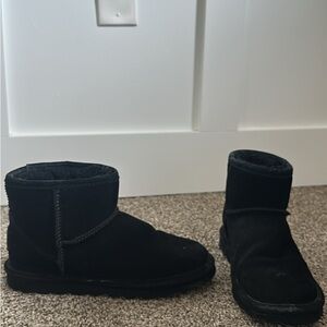 Suede and Shearling Black Boots